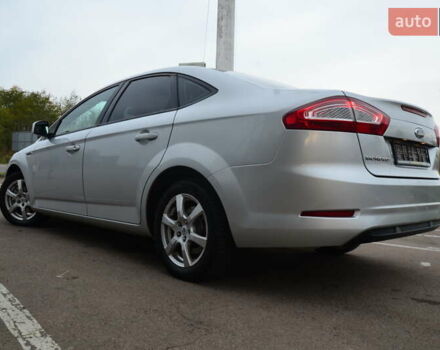 Серый Форд Мондео, объемом двигателя 2 л и пробегом 206 тыс. км за 7750 $, фото 29 на Automoto.ua