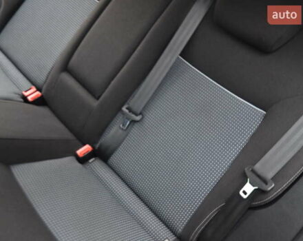 Сірий Форд Мондео, об'ємом двигуна 2 л та пробігом 206 тис. км за 7888 $, фото 65 на Automoto.ua