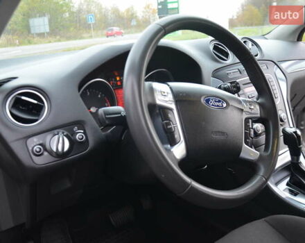 Серый Форд Мондео, объемом двигателя 2 л и пробегом 206 тыс. км за 7750 $, фото 36 на Automoto.ua