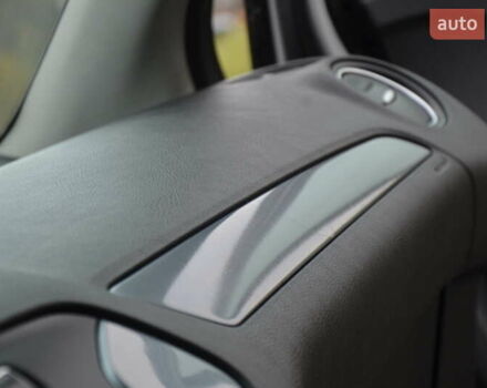 Сірий Форд Мондео, об'ємом двигуна 2 л та пробігом 206 тис. км за 7888 $, фото 44 на Automoto.ua
