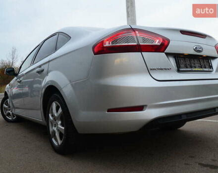 Сірий Форд Мондео, об'ємом двигуна 2 л та пробігом 206 тис. км за 7888 $, фото 27 на Automoto.ua