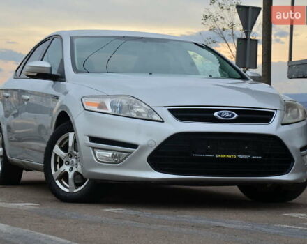 Сірий Форд Мондео, об'ємом двигуна 2 л та пробігом 206 тис. км за 7888 $, фото 23 на Automoto.ua