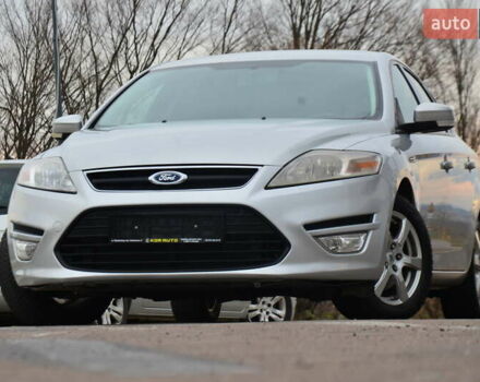 Сірий Форд Мондео, об'ємом двигуна 2 л та пробігом 206 тис. км за 7888 $, фото 12 на Automoto.ua