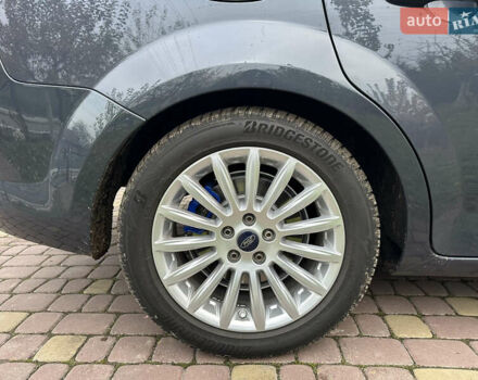 Серый Форд Мондео, объемом двигателя 1.56 л и пробегом 230 тыс. км за 10500 $, фото 7 на Automoto.ua