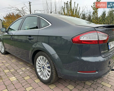 Серый Форд Мондео, объемом двигателя 1.56 л и пробегом 230 тыс. км за 10500 $, фото 5 на Automoto.ua