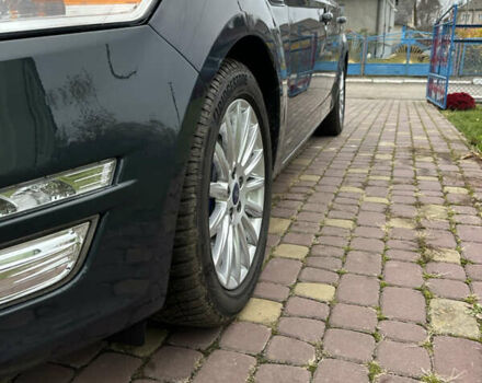 Серый Форд Мондео, объемом двигателя 1.56 л и пробегом 230 тыс. км за 10500 $, фото 63 на Automoto.ua