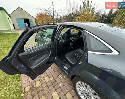 Серый Форд Мондео, объемом двигателя 1.56 л и пробегом 230 тыс. км за 10500 $, фото 36 на Automoto.ua