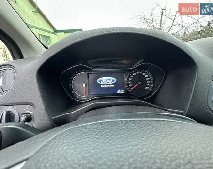 Серый Форд Мондео, объемом двигателя 1.56 л и пробегом 230 тыс. км за 10500 $, фото 32 на Automoto.ua