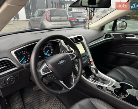 Серый Форд Мондео, объемом двигателя 2 л и пробегом 207 тыс. км за 11555 $, фото 11 на Automoto.ua