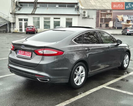 Серый Форд Мондео, объемом двигателя 2 л и пробегом 125 тыс. км за 15600 $, фото 6 на Automoto.ua