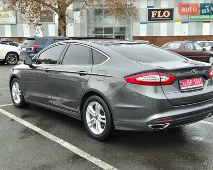 Серый Форд Мондео, объемом двигателя 2 л и пробегом 125 тыс. км за 15600 $, фото 7 на Automoto.ua