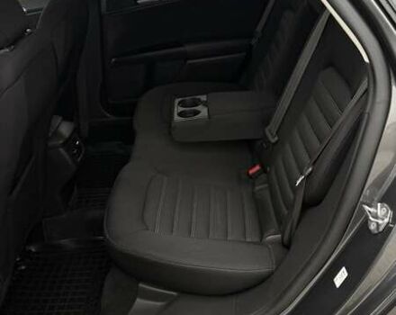 Серый Форд Мондео, объемом двигателя 2 л и пробегом 155 тыс. км за 13499 $, фото 20 на Automoto.ua