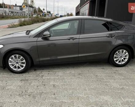 Серый Форд Мондео, объемом двигателя 2 л и пробегом 155 тыс. км за 13499 $, фото 3 на Automoto.ua