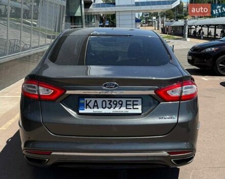 Сірий Форд Мондео, об'ємом двигуна 2 л та пробігом 182 тис. км за 14900 $, фото 3 на Automoto.ua