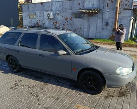 Сірий Форд Мондео, об'ємом двигуна 2.5 л та пробігом 1000 тис. км за 2500 $, фото 4 на Automoto.ua