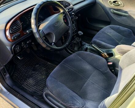 Серый Форд Мондео, объемом двигателя 1.8 л и пробегом 392 тыс. км за 2400 $, фото 4 на Automoto.ua