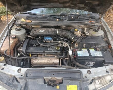 Форд Мондео 1998 в Пологах на Automoto.ua Серый Форд Мондео, объемом двигателя 1.8 л и пробегом 252 тыс. км за 1700 $, фото 2 на Automoto.ua