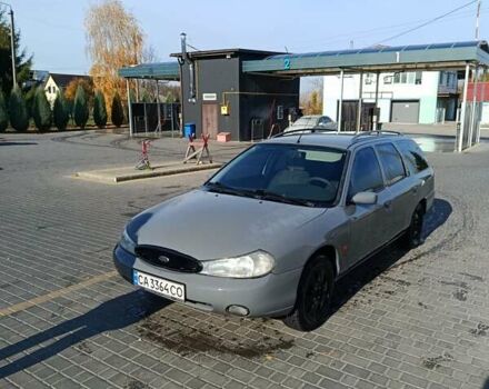 Сірий Форд Мондео, об'ємом двигуна 2.5 л та пробігом 100 тис. км за 2500 $, фото 1 на Automoto.ua