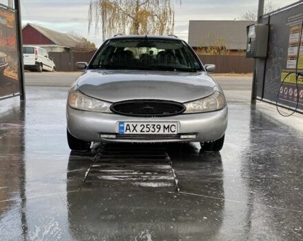 Серый Форд Мондео, объемом двигателя 1.8 л и пробегом 250 тыс. км за 1500 $, фото 1 на Automoto.ua