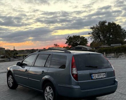 Серый Форд Мондео, объемом двигателя 2 л и пробегом 300 тыс. км за 4341 $, фото 6 на Automoto.ua