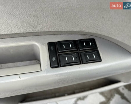 Серый Форд Мондео, объемом двигателя 2 л и пробегом 358 тыс. км за 3300 $, фото 9 на Automoto.ua