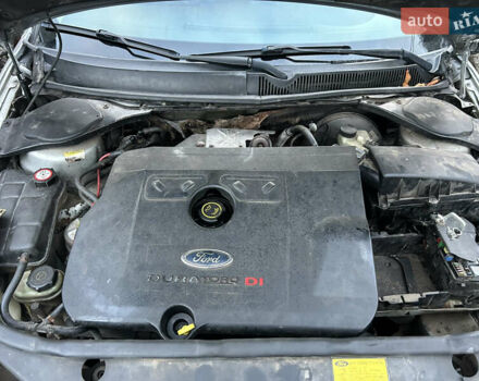 Сірий Форд Мондео, об'ємом двигуна 2 л та пробігом 240 тис. км за 1350 $, фото 7 на Automoto.ua