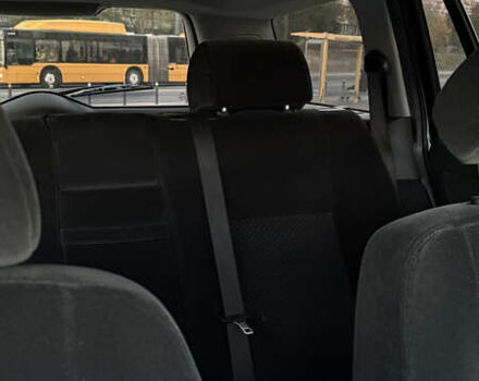 Серый Форд Мондео, объемом двигателя 2 л и пробегом 300 тыс. км за 4341 $, фото 11 на Automoto.ua