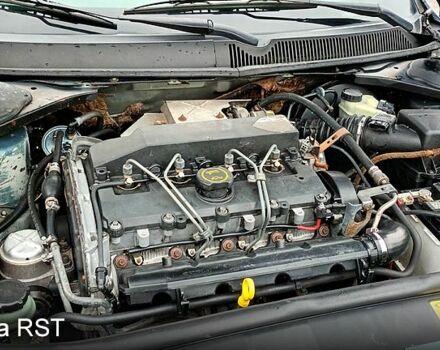 Сірий Форд Мондео, об'ємом двигуна 2 л та пробігом 1 тис. км за 3200 $, фото 2 на Automoto.ua