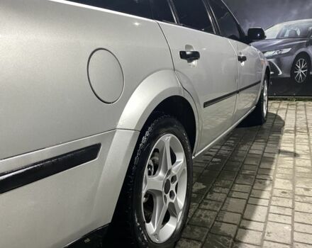 Серый Форд Мондео, объемом двигателя 2 л и пробегом 254 тыс. км за 3500 $, фото 5 на Automoto.ua