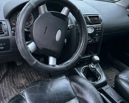 Сірий Форд Мондео, об'ємом двигуна 2 л та пробігом 240 тис. км за 1350 $, фото 4 на Automoto.ua