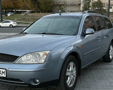 Серый Форд Мондео, объемом двигателя 2 л и пробегом 300 тыс. км за 4341 $, фото 4 на Automoto.ua