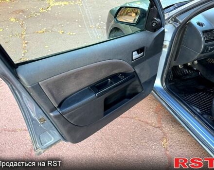 Серый Форд Мондео, объемом двигателя 1.8 л и пробегом 360 тыс. км за 2650 $, фото 5 на Automoto.ua