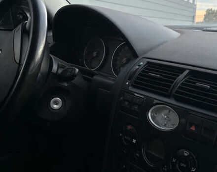 Серый Форд Мондео, объемом двигателя 2 л и пробегом 300 тыс. км за 4341 $, фото 10 на Automoto.ua