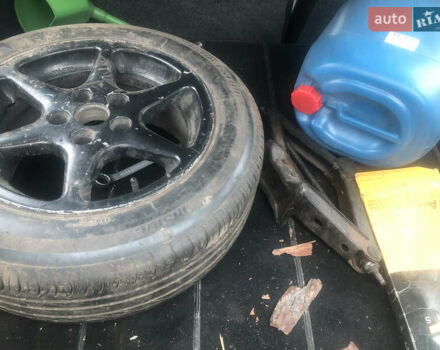 Серый Форд Мондео, объемом двигателя 2 л и пробегом 217 тыс. км за 2000 $, фото 5 на Automoto.ua