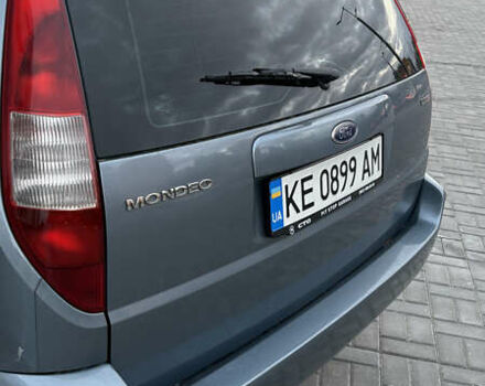 Серый Форд Мондео, объемом двигателя 2 л и пробегом 300 тыс. км за 4341 $, фото 8 на Automoto.ua