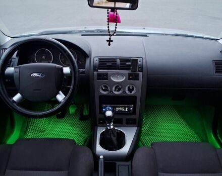 Серый Форд Мондео, объемом двигателя 2 л и пробегом 298 тыс. км за 4100 $, фото 6 на Automoto.ua