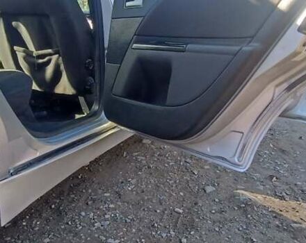 Сірий Форд Мондео, об'ємом двигуна 2 л та пробігом 412 тис. км за 3100 $, фото 20 на Automoto.ua