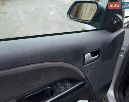 Серый Форд Мондео, объемом двигателя 2 л и пробегом 424 тыс. км за 2500 $, фото 8 на Automoto.ua