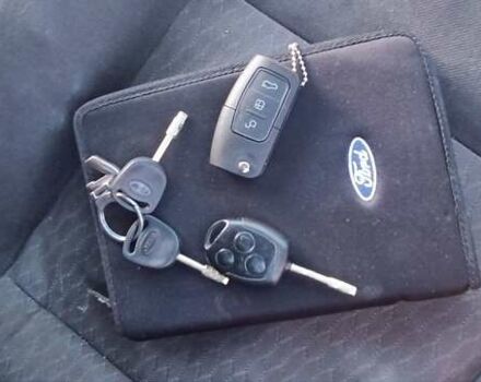 Серый Форд Мондео, объемом двигателя 2 л и пробегом 412 тыс. км за 2799 $, фото 15 на Automoto.ua