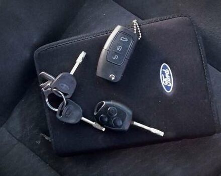 Сірий Форд Мондео, об'ємом двигуна 2 л та пробігом 412 тис. км за 3100 $, фото 27 на Automoto.ua