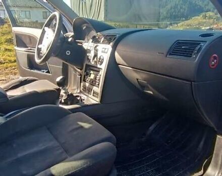 Сірий Форд Мондео, об'ємом двигуна 2 л та пробігом 412 тис. км за 3100 $, фото 24 на Automoto.ua