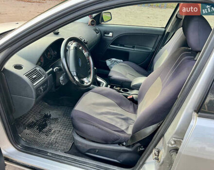 Форд Мондео 2003 в Млынове на Automoto.ua Серый Форд Мондео, объемом двигателя 1.8 л и пробегом 273 тыс. км за 3500 $, фото 13 на Automoto.ua