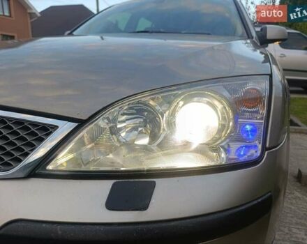 Серый Форд Мондео, объемом двигателя 1.8 л и пробегом 227 тыс. км за 2999 $, фото 4 на Automoto.ua