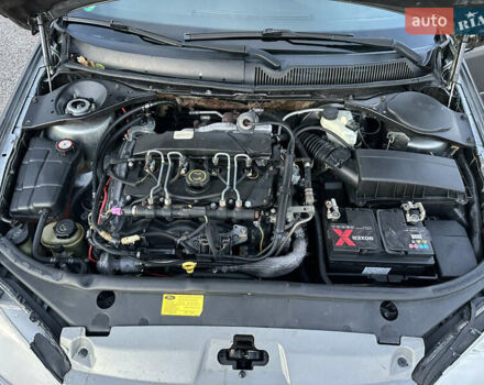 Форд Мондео 2003 в Черновцах на Automoto.ua Серый Форд Мондео, объемом двигателя 2 л и пробегом 300 тыс. км за 3350 $, фото 19 на Automoto.ua