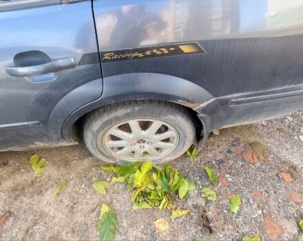 Серый Форд Мондео, объемом двигателя 2 л и пробегом 430 тыс. км за 1600 $, фото 11 на Automoto.ua