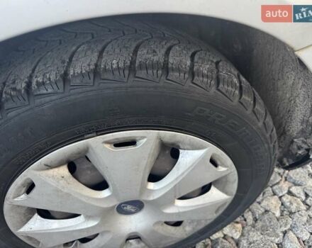 Серый Форд Мондео, объемом двигателя 2 л и пробегом 200 тыс. км за 2800 $, фото 11 на Automoto.ua