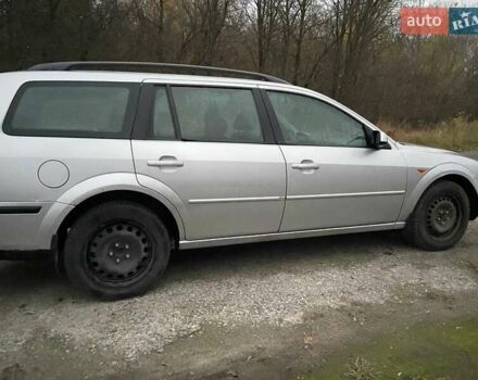 Сірий Форд Мондео, об'ємом двигуна 2 л та пробігом 390 тис. км за 3100 $, фото 6 на Automoto.ua