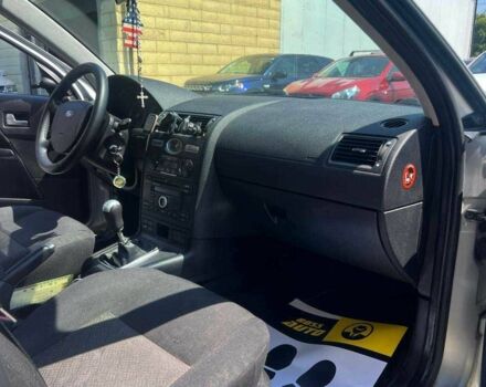 Серый Форд Мондео, объемом двигателя 1.8 л и пробегом 191 тыс. км за 5500 $, фото 16 на Automoto.ua