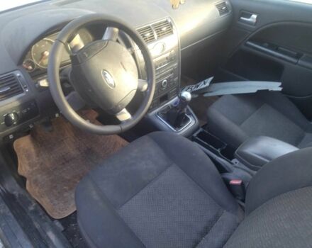 Серый Форд Мондео, объемом двигателя 2 л и пробегом 290 тыс. км за 974 $, фото 3 на Automoto.ua