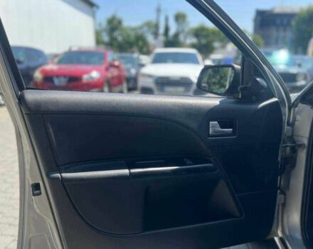 Серый Форд Мондео, объемом двигателя 1.8 л и пробегом 191 тыс. км за 5500 $, фото 6 на Automoto.ua